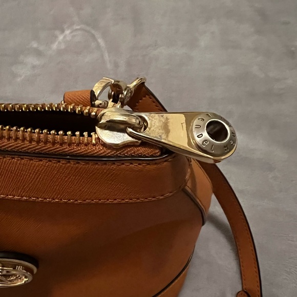 Henri Bendel West 57th Tote - Picture 6 of 8